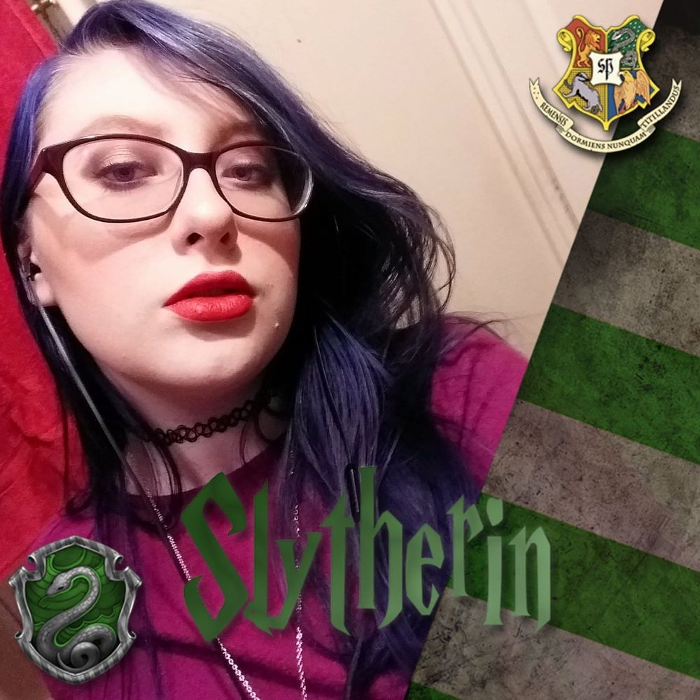 Meet your Posher, Alexis